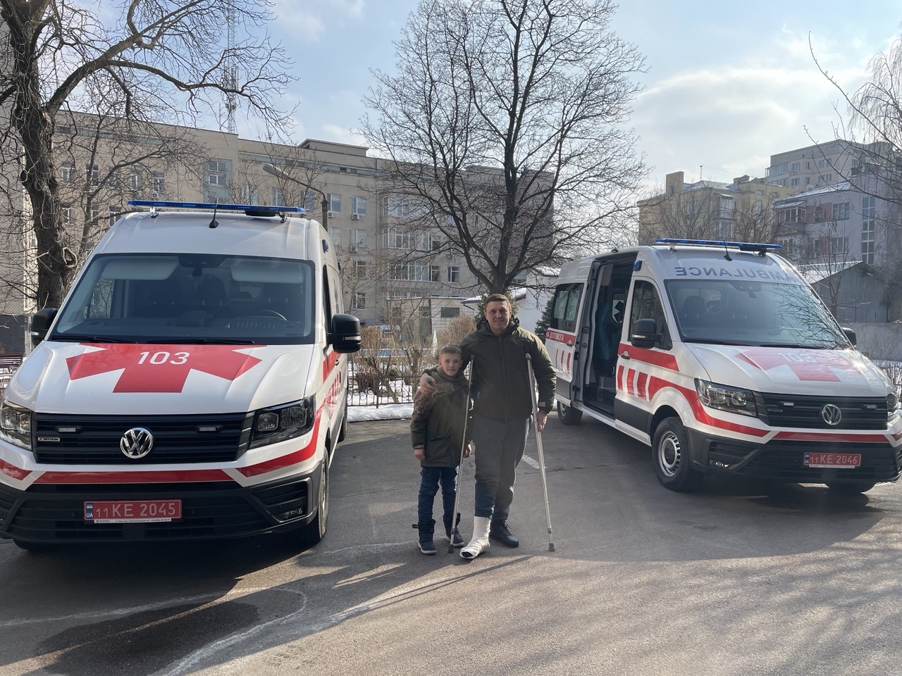 Передача автомобілів швидкої допомоги для Києва